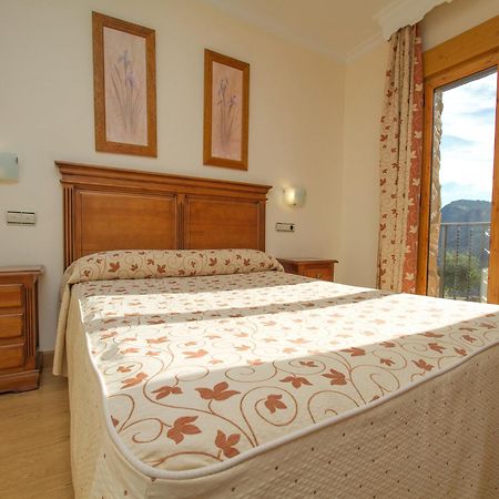 La Higuera Hotel เกวคาร์-เซียร์รา ภายนอก รูปภาพ