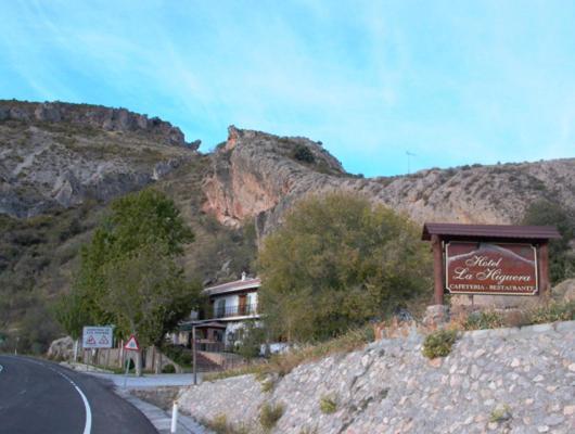 La Higuera Hotel เกวคาร์-เซียร์รา ภายนอก รูปภาพ