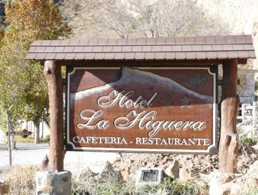 La Higuera Hotel เกวคาร์-เซียร์รา ภายนอก รูปภาพ