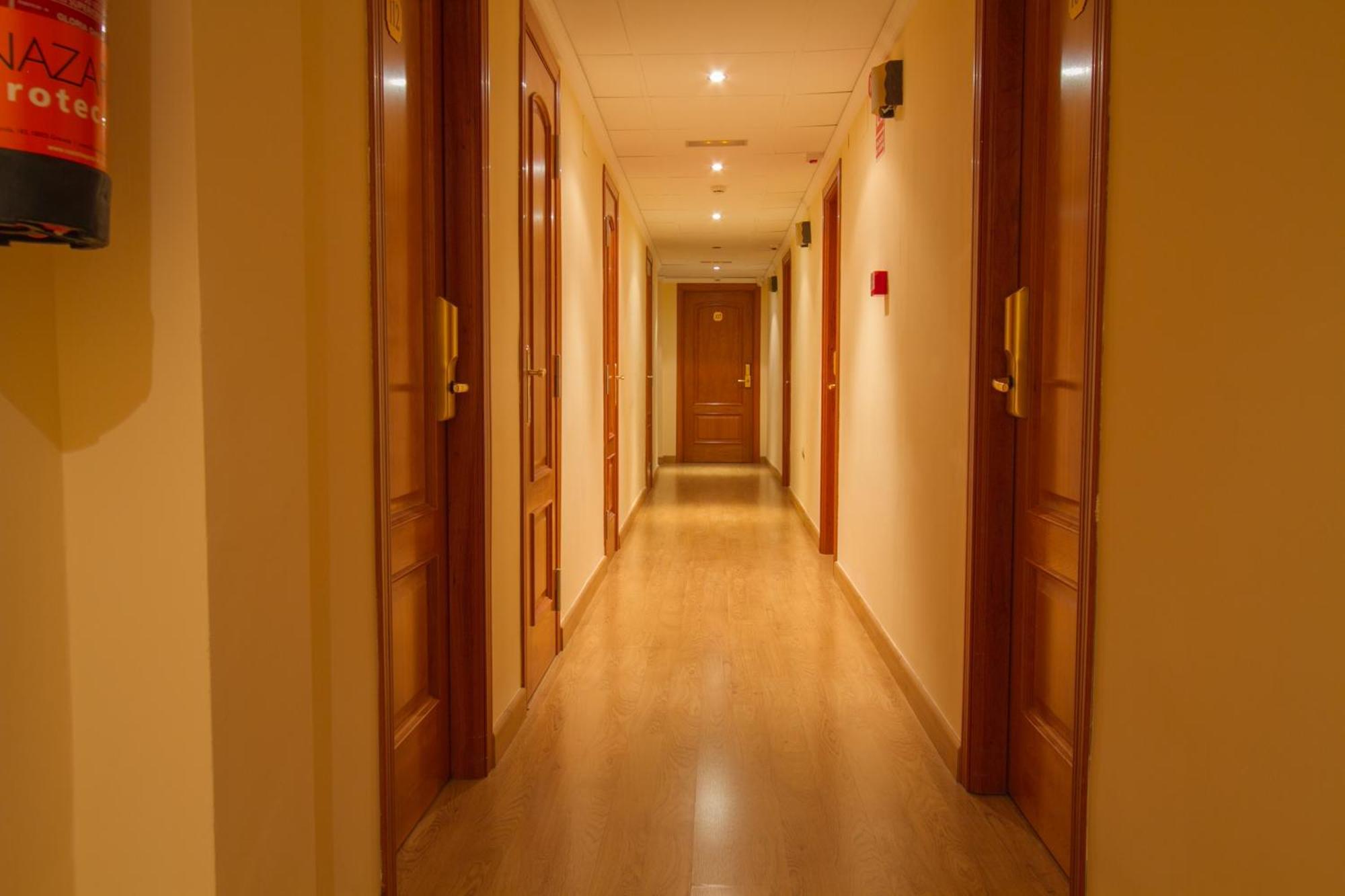 La Higuera Hotel เกวคาร์-เซียร์รา ภายนอก รูปภาพ
