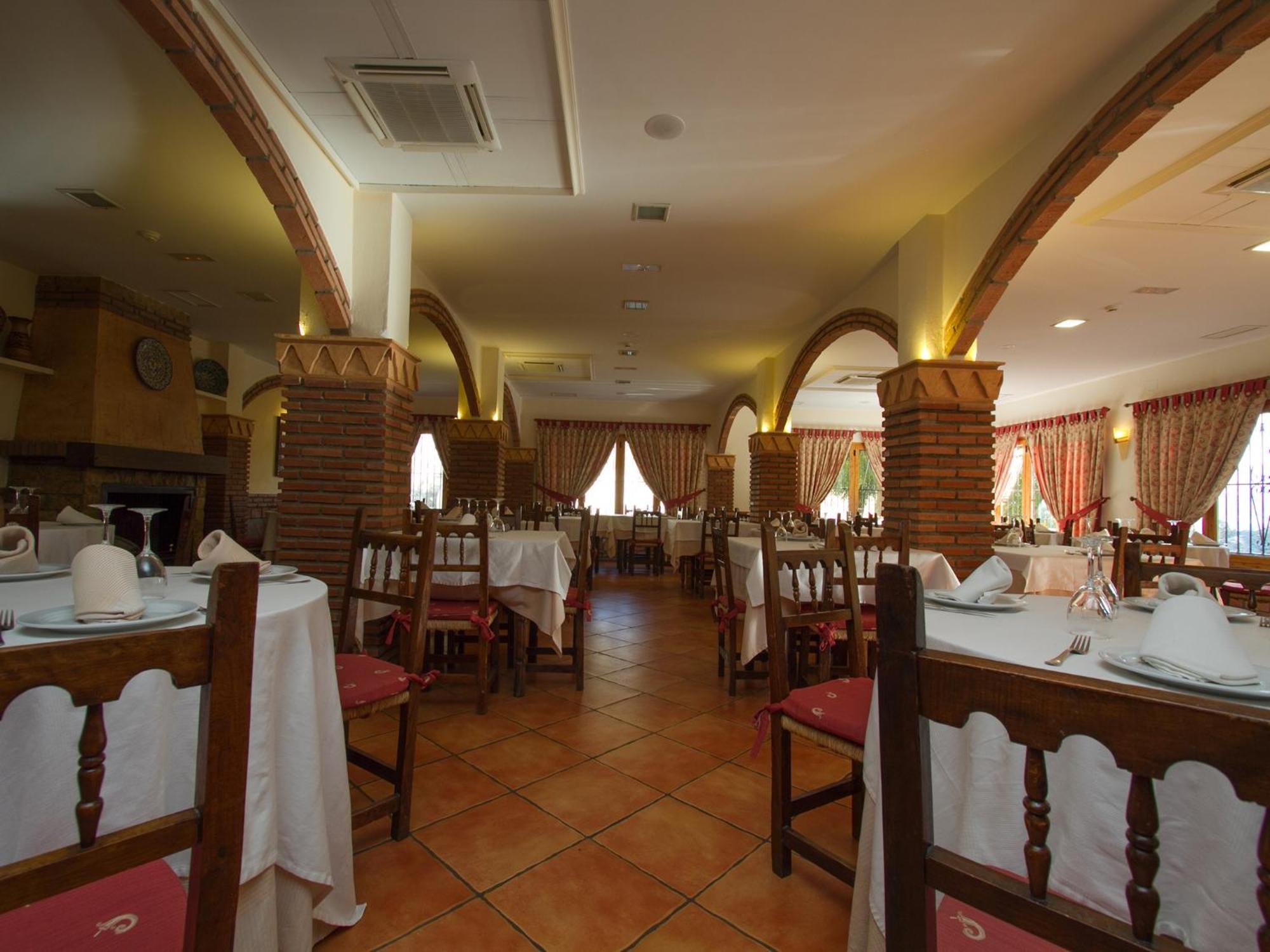 La Higuera Hotel เกวคาร์-เซียร์รา ภายนอก รูปภาพ