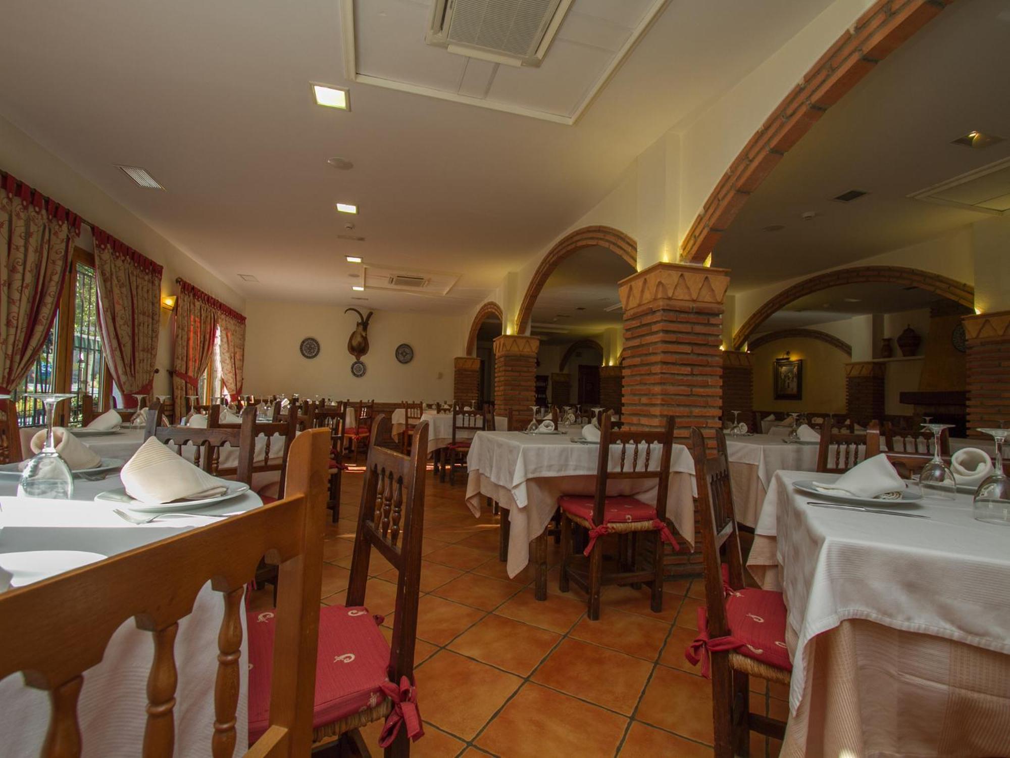 La Higuera Hotel เกวคาร์-เซียร์รา ภายนอก รูปภาพ